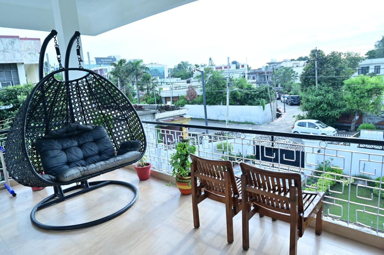 Dhairya'S Villa Home Away From Home Jammu Esterno foto