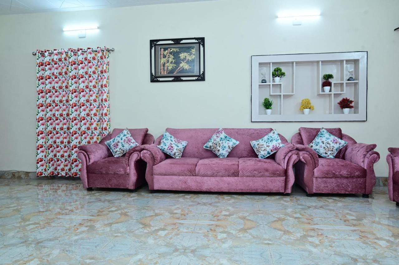 Dhairya'S Villa Home Away From Home Jammu Esterno foto
